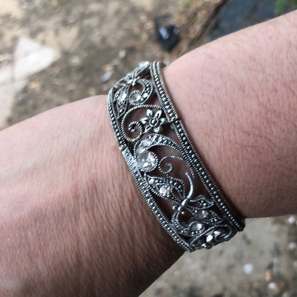 Stretch bracelet. Silver and cz - Picture 2 of 2